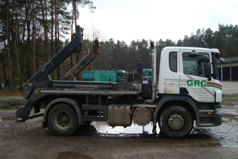 Lkw für Absetzcontainer 
